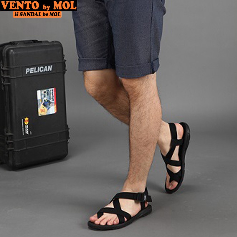 Giày sandal nam quai chéo xỏ ngón Vento NV65B màu đen