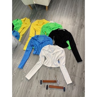 Áo xốp sơmi cổ bẻ croptop