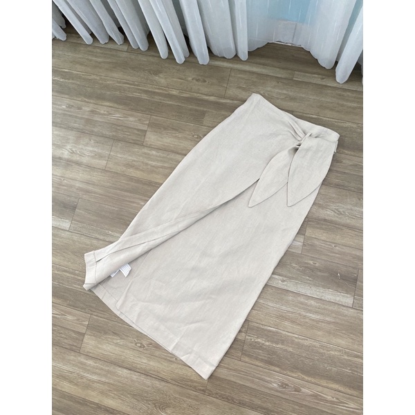 Chân váy Mango linen