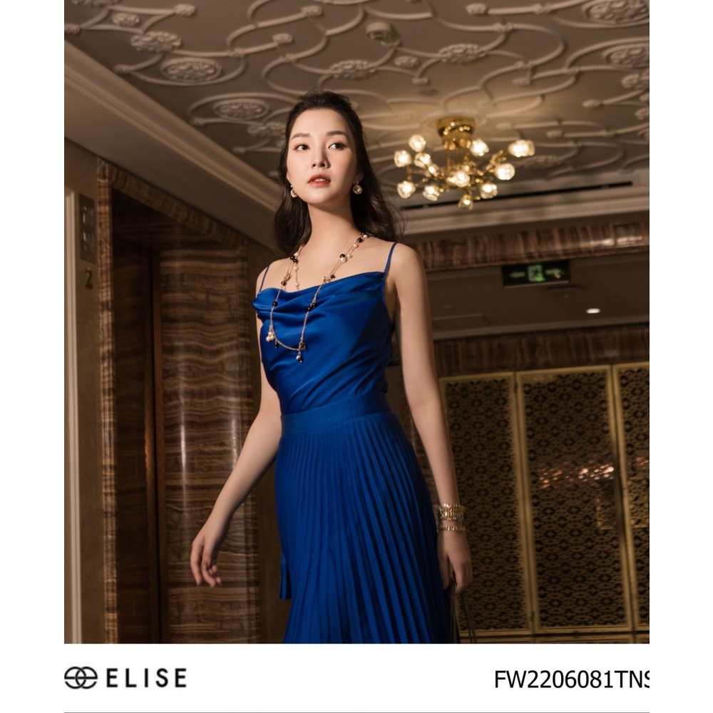 Áo 2 dây xanh lam cổ đổ thiết kế Elise FW2206081TNSIBL