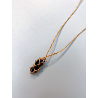Vòng cổ Black Toumaline đan macrame