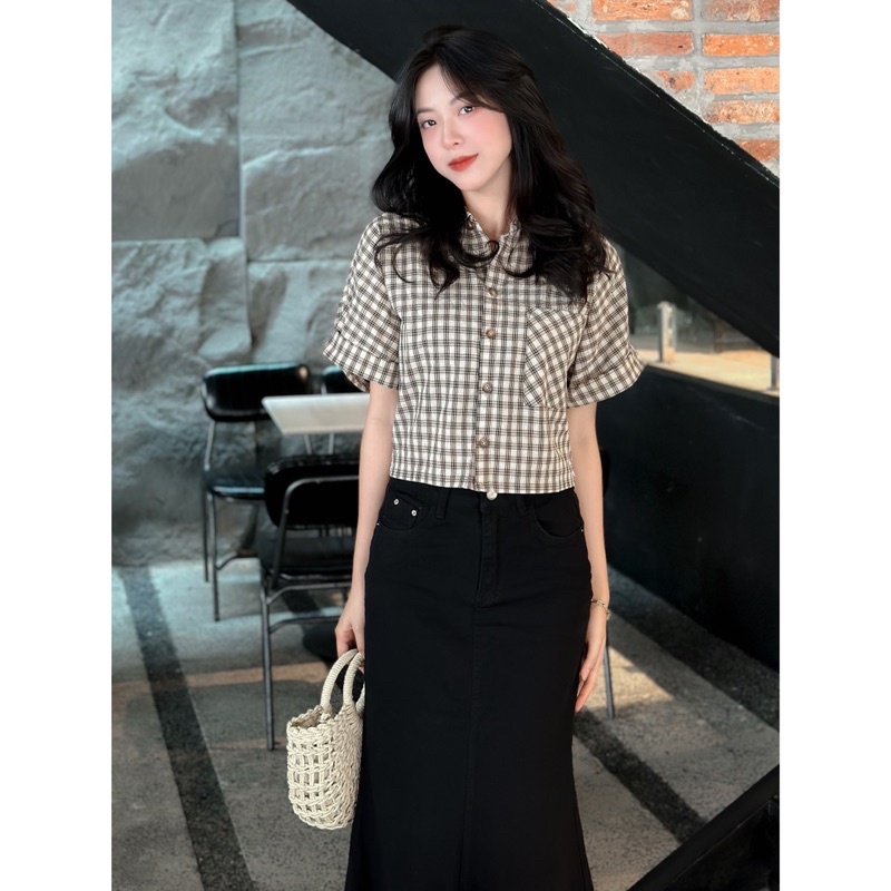 Áo Sơmi Crop - 1 Túi - Bo Lai Sau - Tay Ngắn Lật