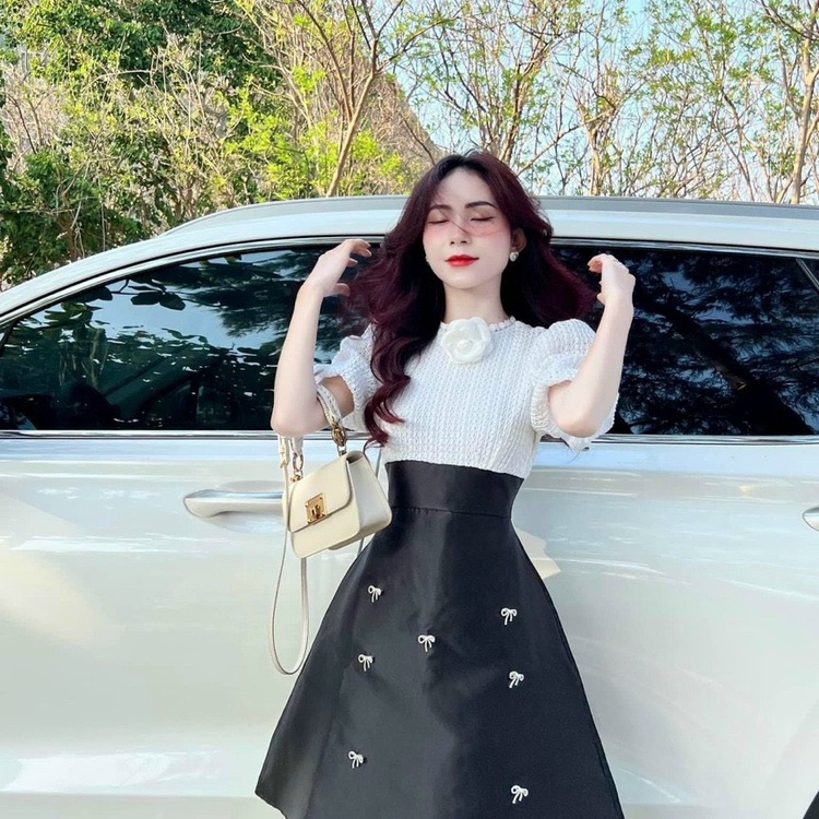 Đầm Tapta Phối Len Ren , Tay Ngắn Dáng Mini Xòe Họa Tiết Đính Hoa Dễ Thương , 2 Màu Hồng Đen