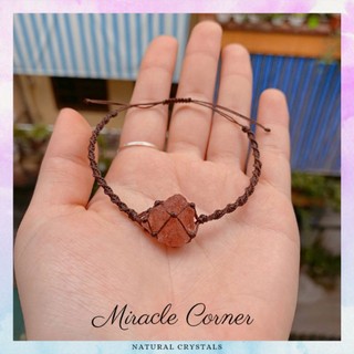 Vòng tay strawberry quartz macrame