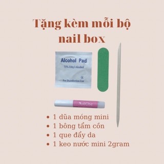 Nail box xanh