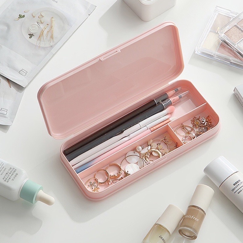 Hộp bút bằng nhựa màu pastel