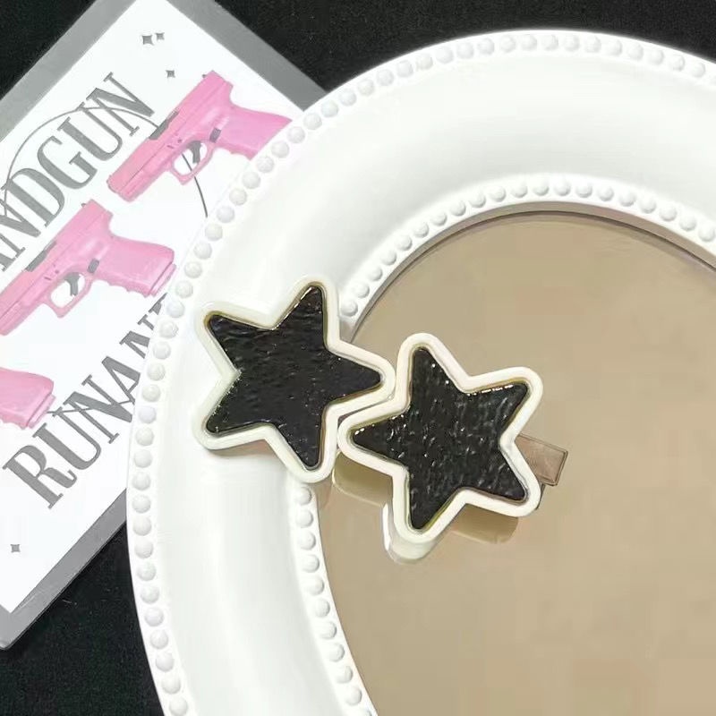 Kẹp Tóc Ngôi Sao Năm Cánh Màu Trắng Đen Y2K