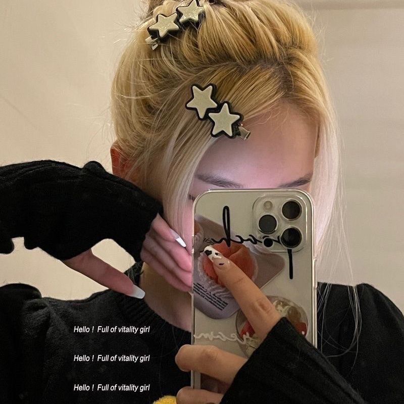 Kẹp Tóc Ngôi Sao Năm Cánh Màu Trắng Đen Y2K