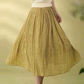Chân váy voan chấm bi