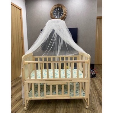 Cũi gỗ cho bé, chất liệu gỗ thông tặng kèm màn, bảo hành 12 tháng