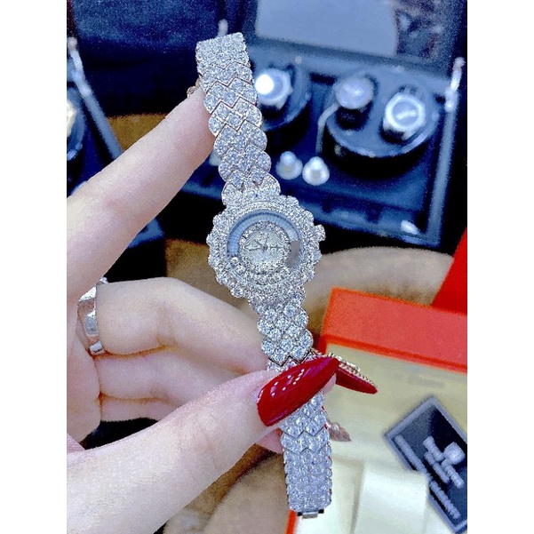 Đồng hồ nữ dây kim loại #RC 𝓡𝓸𝔂.𝓪𝓵 𝓒𝓻𝓸𝔀.𝓷