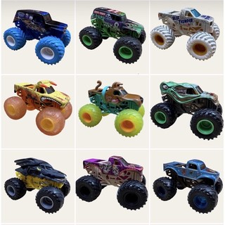 Đồ chơi xe Monster Jam nhiều mẫu khách chọn