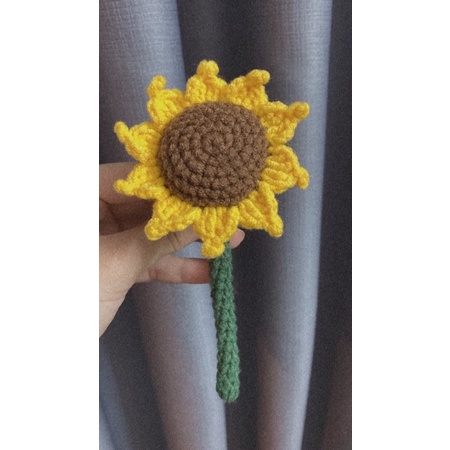 Hoa hướng dương mini cài xe handmade
