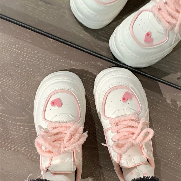 Giày Thể Thao Đế Dày Màu Trắng In Hình Trái Tim Dễ Thương Cho Nữ