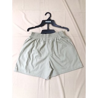 Quần short kaki