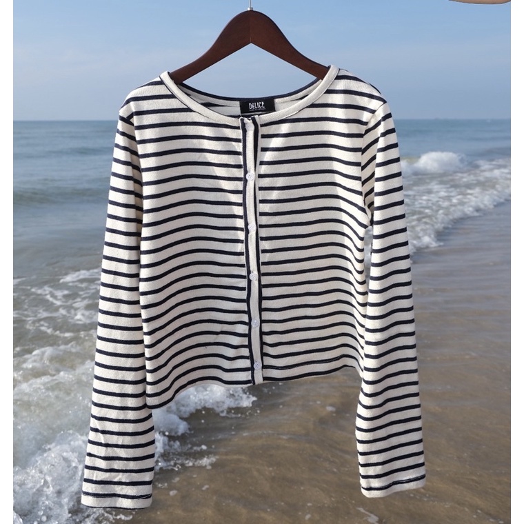 Áo Thun Dài Tay Sọc Ngang Trắng Đen Có Nút Délice