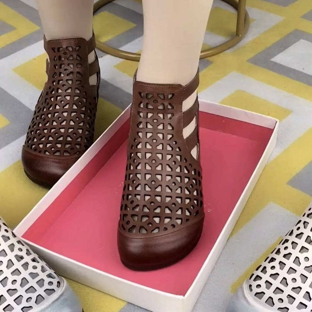 Giày Bốt Da Thật Đục Lỗ Mũi Tròn Phong Cách Dân Tộc Thời Trang Mùa Hè 2023