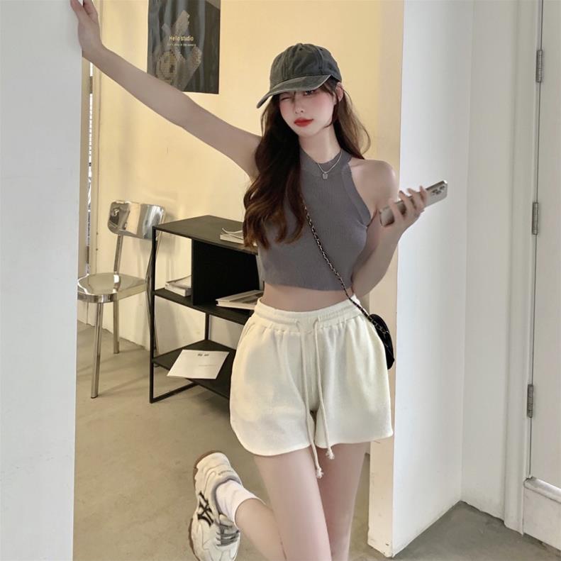 Quần đùi nữ xẻ tà mặc nhà đi chơi dáng quần short nữ MQ026 | BigBuy360 - bigbuy360.vn