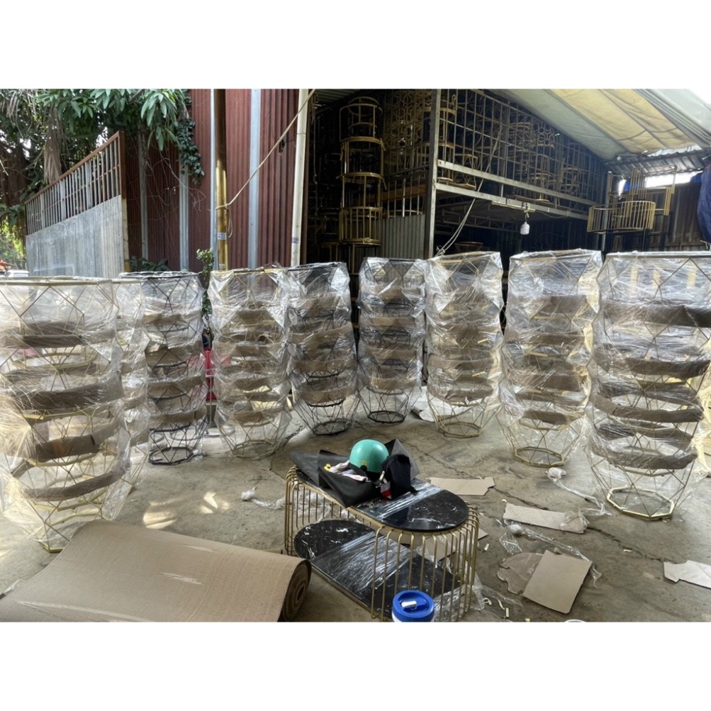 [HÀNG XƯỞNG] - Bàn Sofa Kim Cương Mặt Kính Cường Lực Chống Trầy Xước - Khung sắt sơn tĩnh điện vàng CHÍNH HÃNG | BigBuy360 - bigbuy360.vn