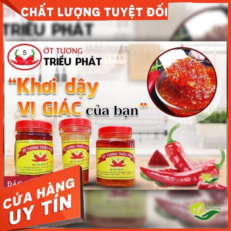 Tương ớt Hội An, hương thơm độc đáo của quê nhà.Đặc biệt thơm ngon khi ăn kèm với Cơm gà Hội An, Phở, Lẩu, Mỳ Quảng,