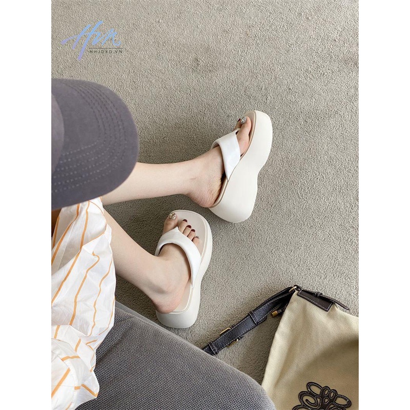 Dép Quai Ngang Đế Dày Mũi Tròn Thời Trang Mùa Hè Mới