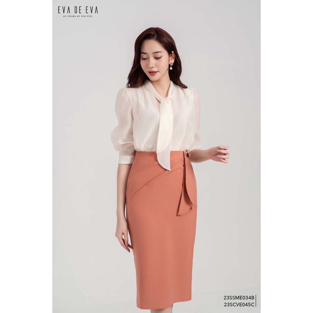 Chân váy bút chì xẻ sau Eva de Eva 23SCVE045C