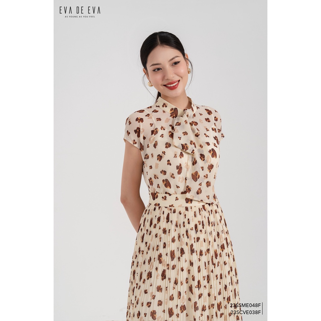 Áo sơ mi nữ tay hến cổ nơ Eva de Eva 23SSME048F