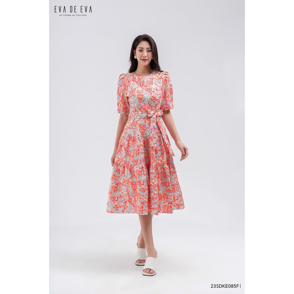 Đầm tay ngắn dáng xòe cổ tròn Eva de Eva 23SDKE085F