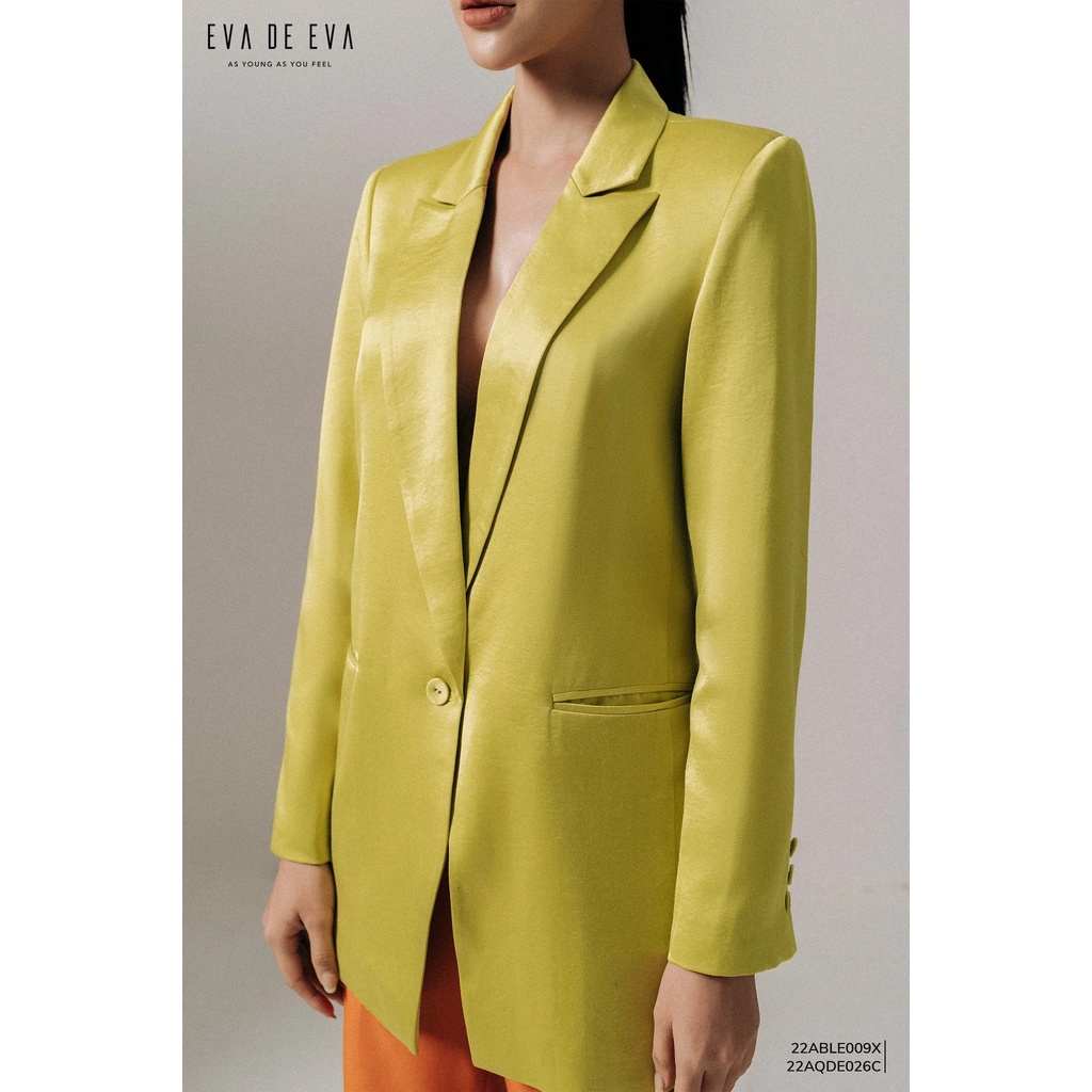 Áo blazer nữ tay dài dáng dài Eva de Eva 22ABLE009X