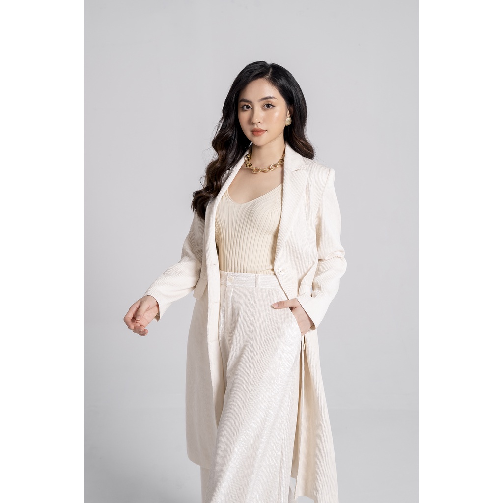 Áo khoác dáng dài ngang gối Eva De Eva 21ACOE005T