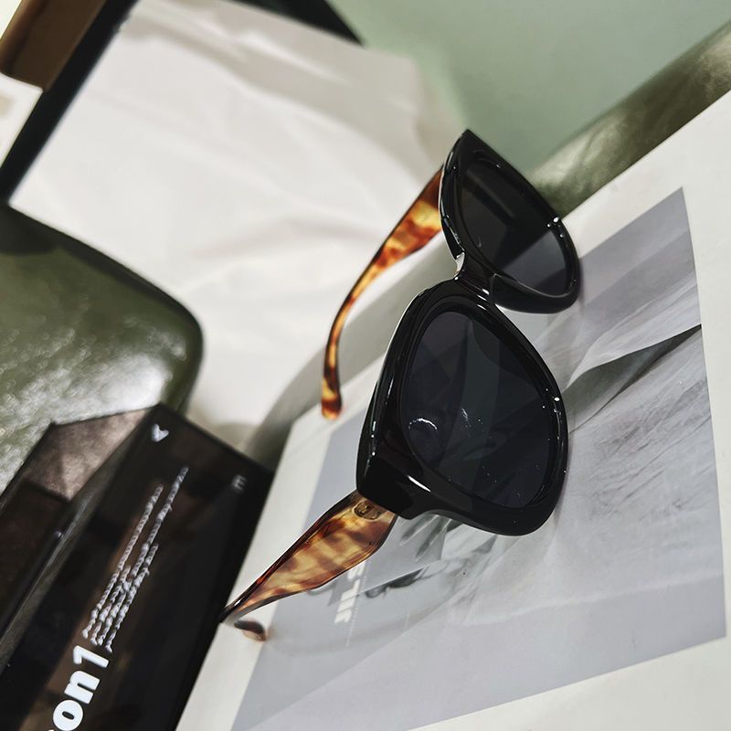 Kính Mát Gọng Vuông Phong Cách Hàn Quốc Thời Trang Cho Nữ