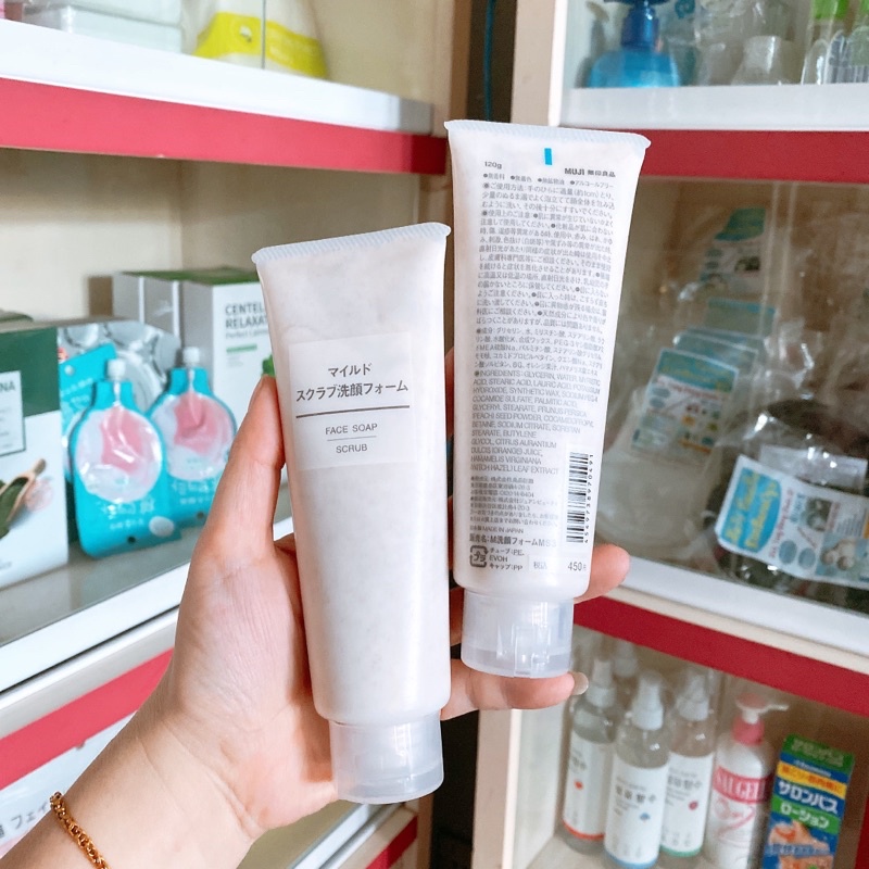 Sữa rửa mặt tẩy da chết Face soap SCrub Muji 120g