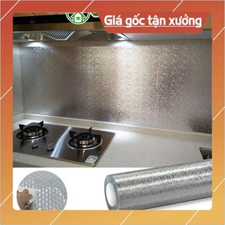 Cuộn giấy bạc dán bếp chống thấm cách nhiệt bền đẹp kích thước 2m - shop lemarsx