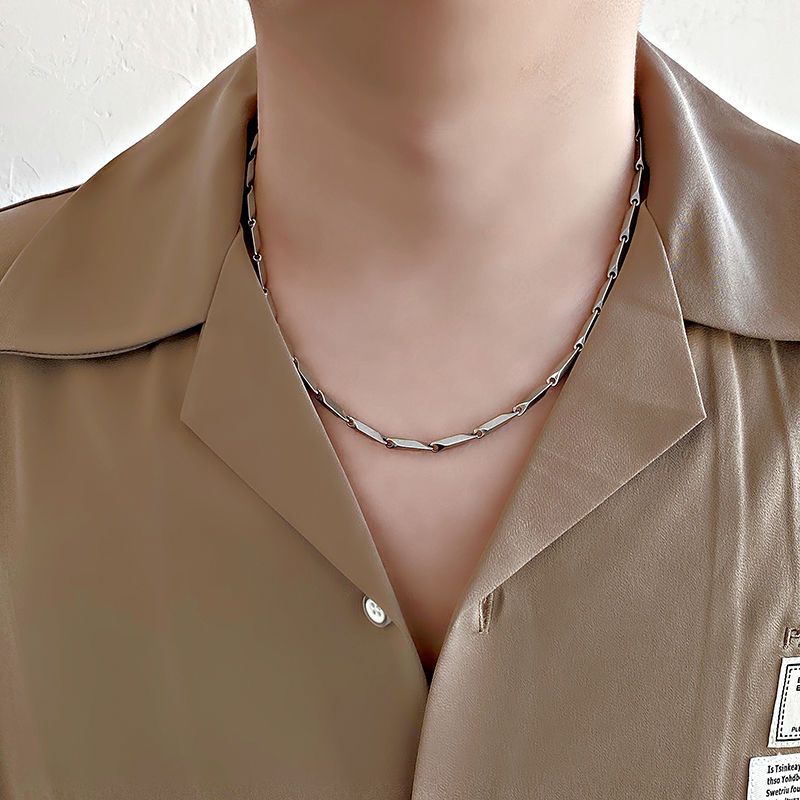 Vòng cổ Thép Titan Mặt Hình Thoi Đơn Giản Thời Trang Cho Nam