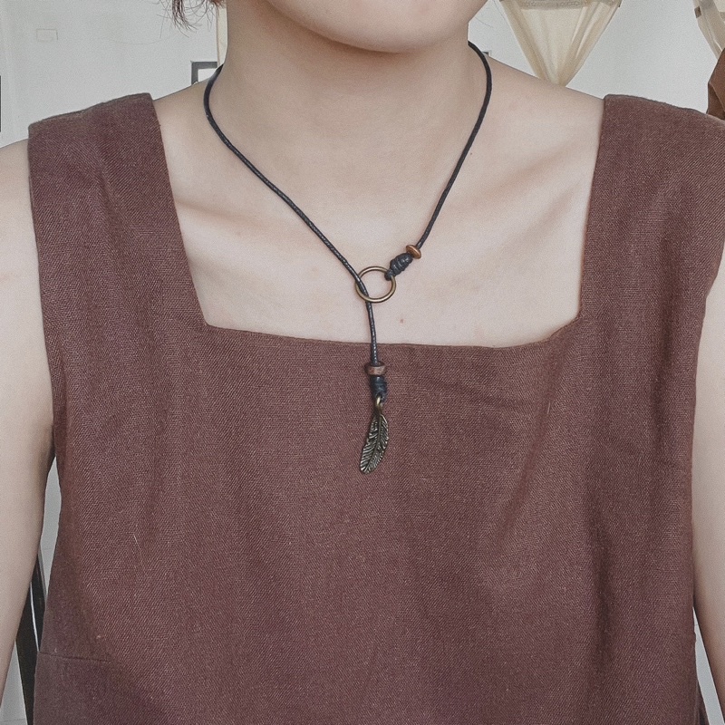 Vòng cổ Aki - dây chuyền chiếc lá mix khoen đồng tự điều chỉnh dây