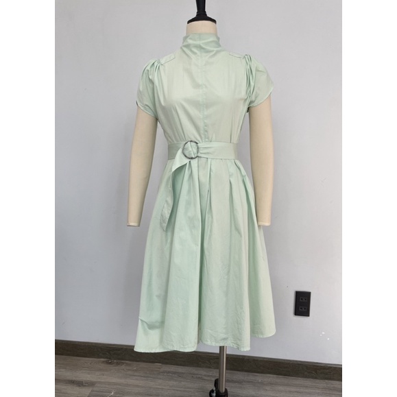 Đầm dáng dài tay nhún cánh dơi