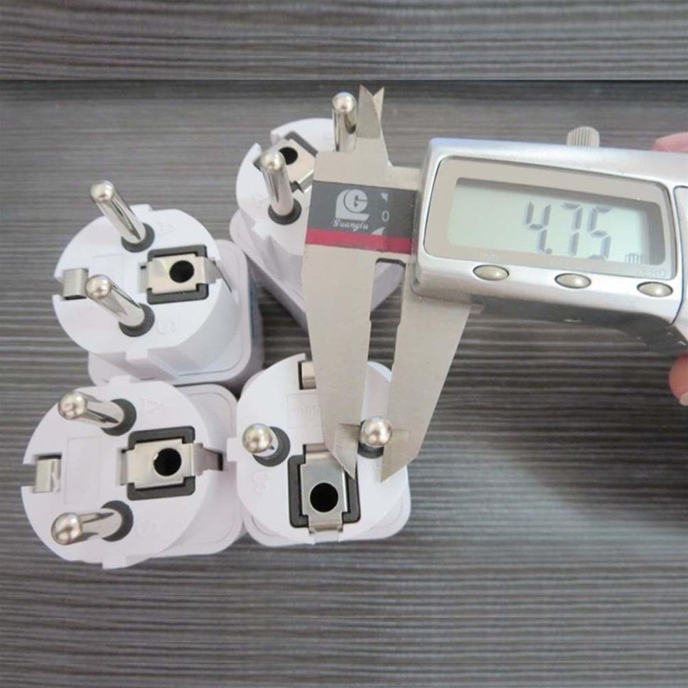 Phích cắm chuyển đổi 2 Chân CHÉO (hoăc 3 CHÂN CHÉO) chuẩn ÚC sang 2 Chân TRÒN chuẩn VIETNAM - CHỊU TẢI 1500W