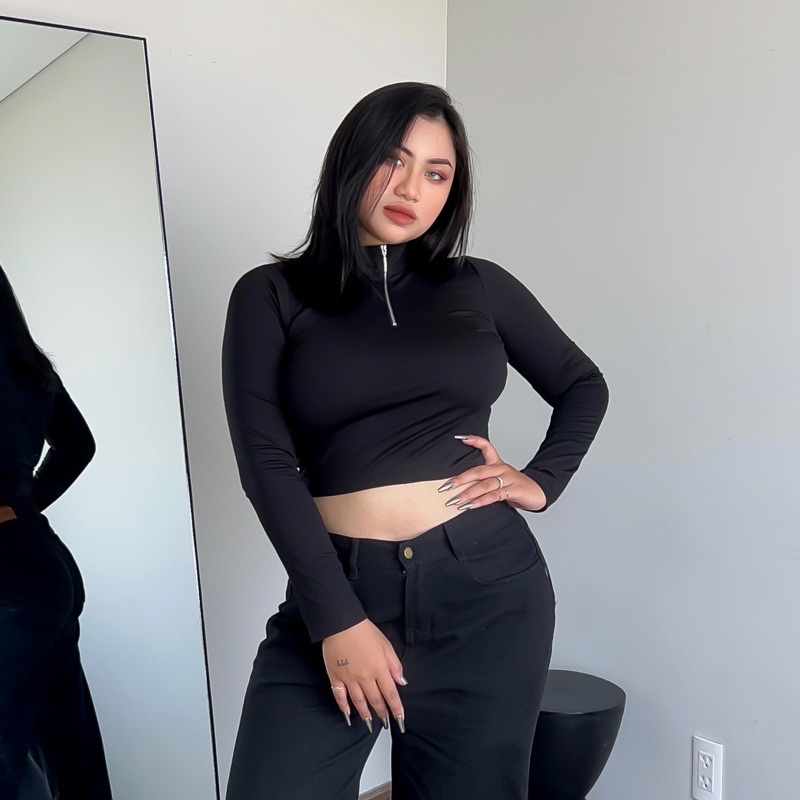 Áo Croptop Nữ Bigsize Dài Tay Ôm Body ( 50 - 85KG ) Màu Đen Khóa Kéo Cổ Lọ Co Giãn Tốt - HOANH BIGSIZE