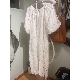 Pass đầm Loan Lâm size M new tag đầm thêu hoa maxi