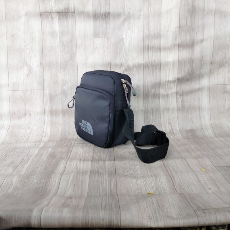 Túi đeo chéo thể thao nam nữ The North Face xuất xịn
