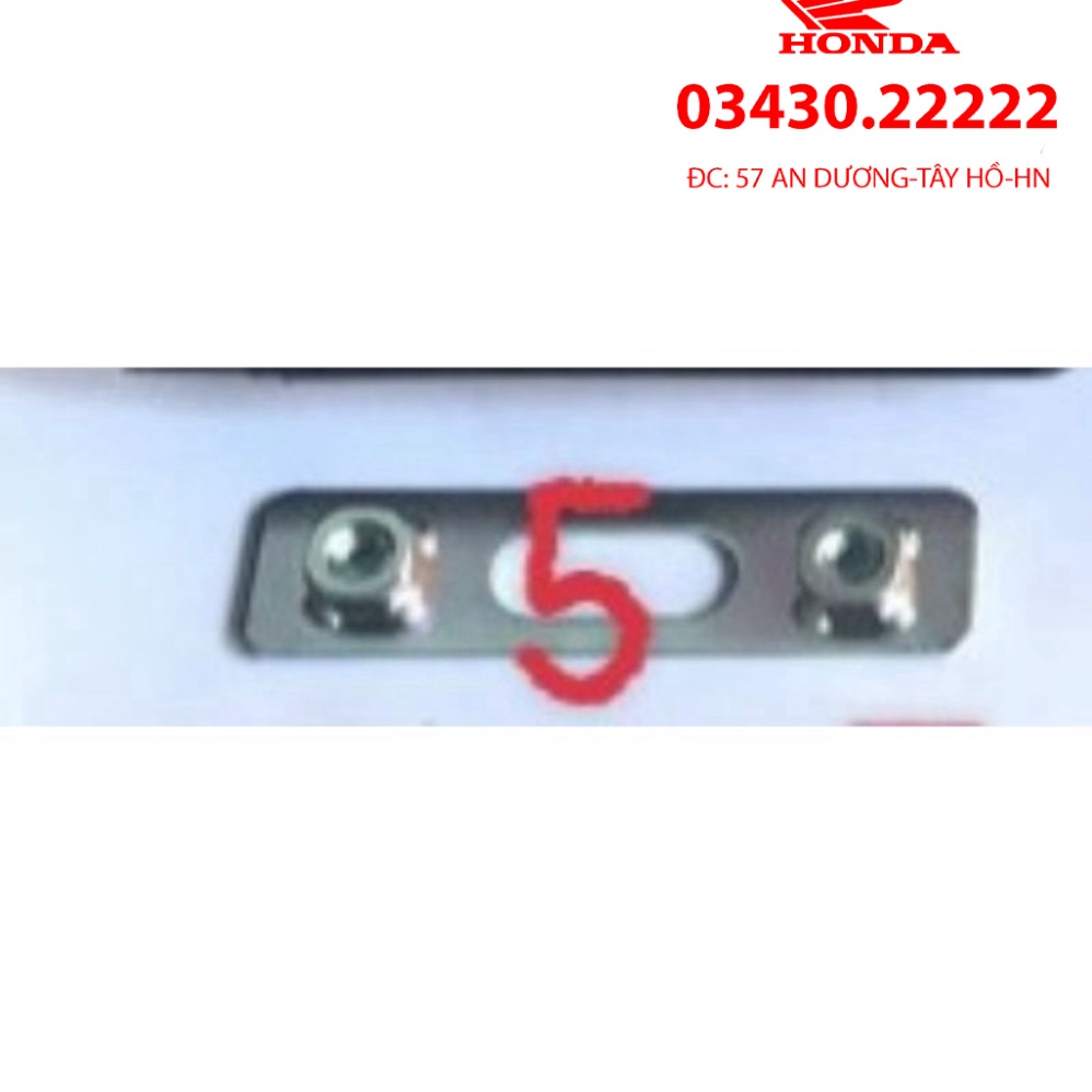 Gác chân xếp trước winner X