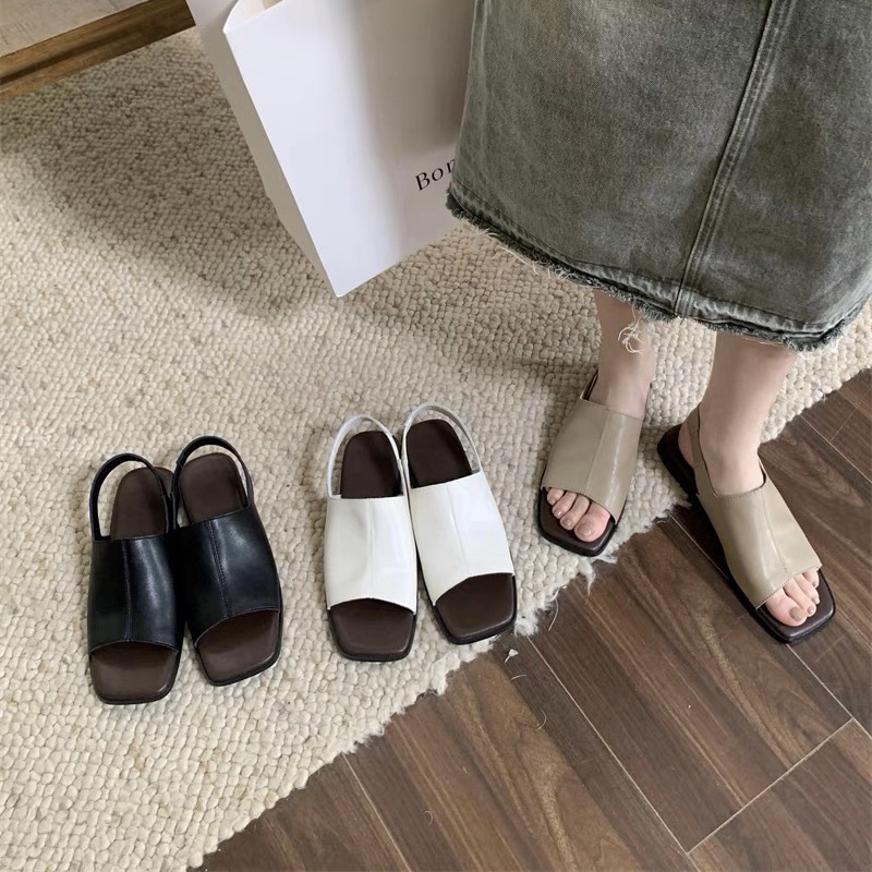 Giày sandal quai bản to