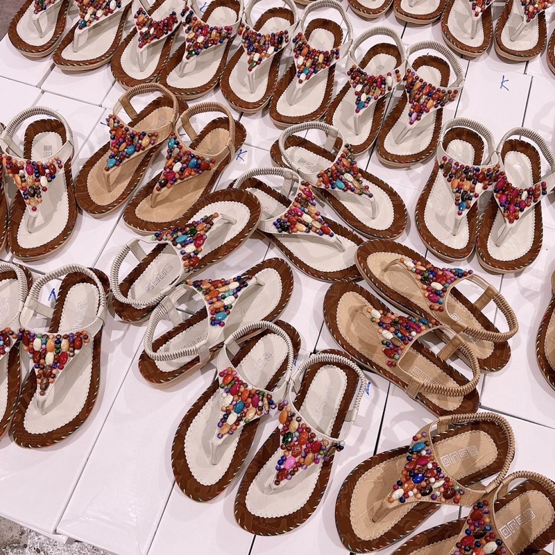 Dép sandal thổ cẩm 36-40 tương đương với 35-39 ạ