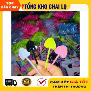 Muỗng tim múc kem face/body nhiều màu