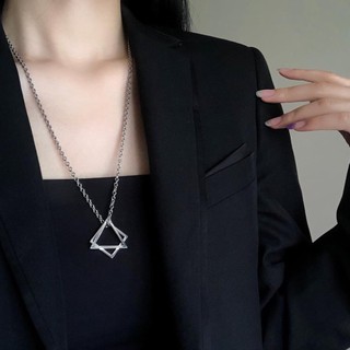 Vòng cổ mayebe lavend thép titan mặt tam giác phong cách qu6