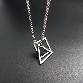 Vòng cổ mayebe lavend thép titan mặt tam giác phong cách qu2
