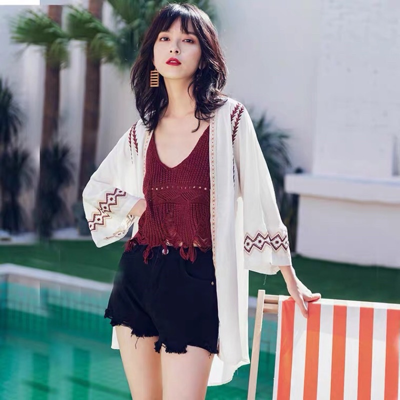 Áo khoác Boho dáng dài hoạ tiết thổ cẩm đi biển bohemian