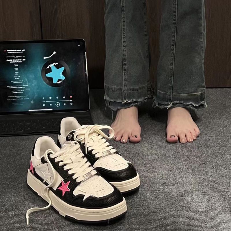 Giày Trượt Ván Họa Tiết Ngôi Sao Màu Sắc Tương Phản Phong Cách Retro Đức