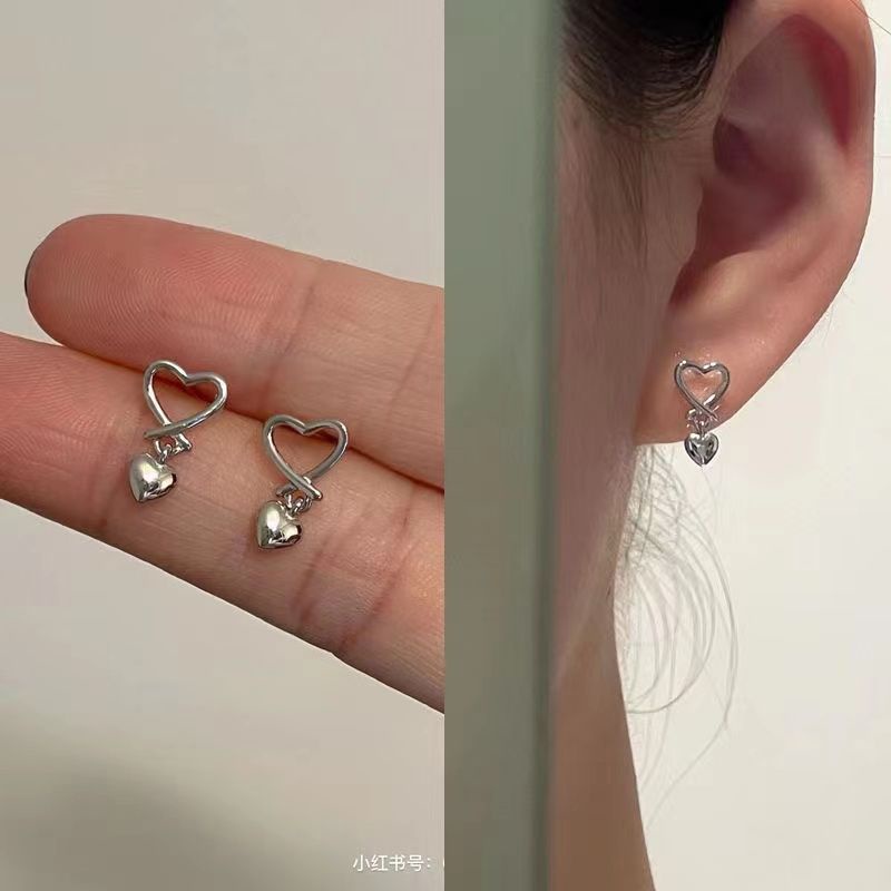 Bông Tai Thiết Kế Hình Trái Tim Đơn Giản Ngọt Ngào Dễ Phối Đồ