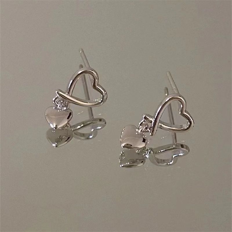 Bông Tai Thiết Kế Hình Trái Tim Đơn Giản Ngọt Ngào Dễ Phối Đồ